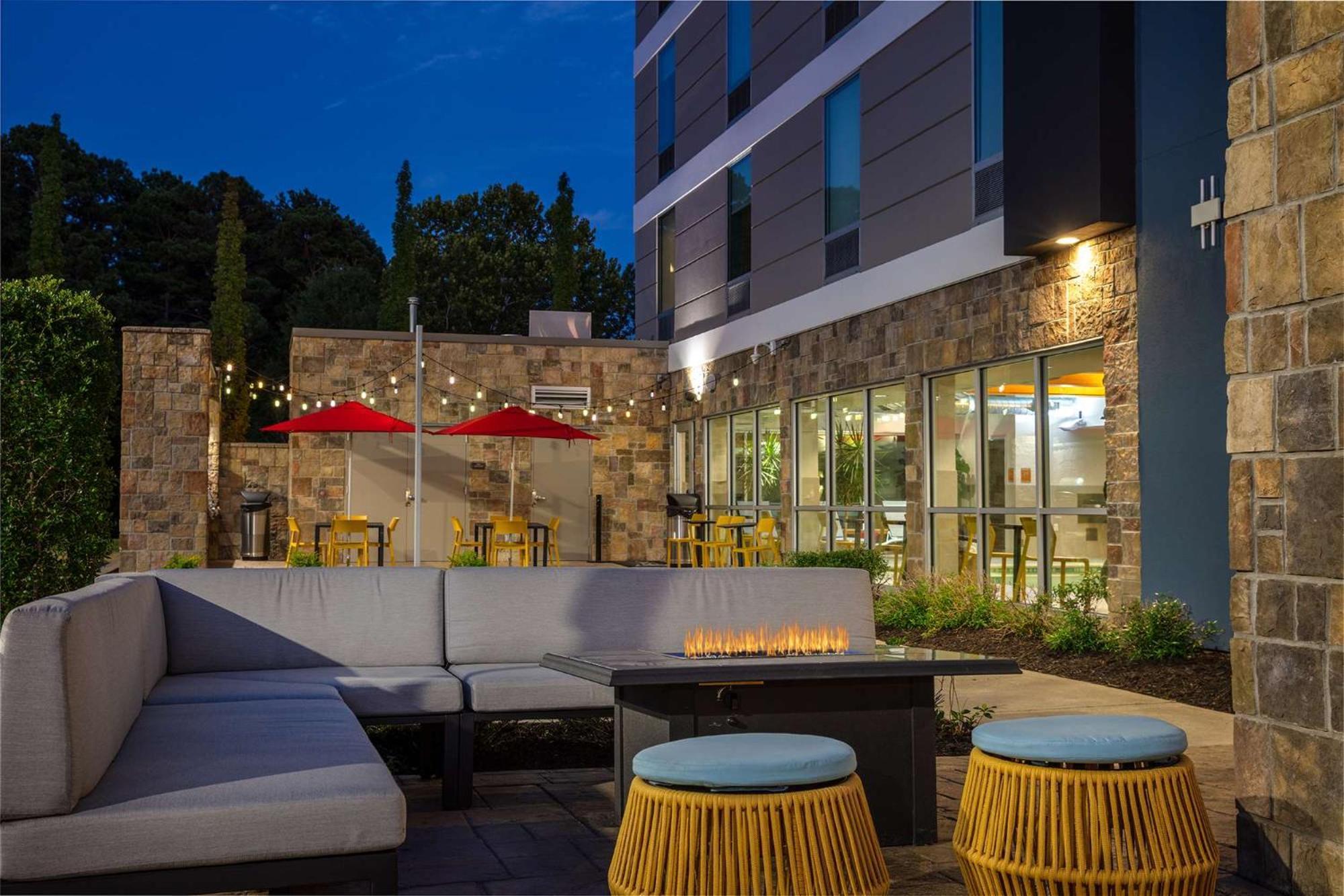 Home2 Suites By Hilton Little Rock West Exterior photo